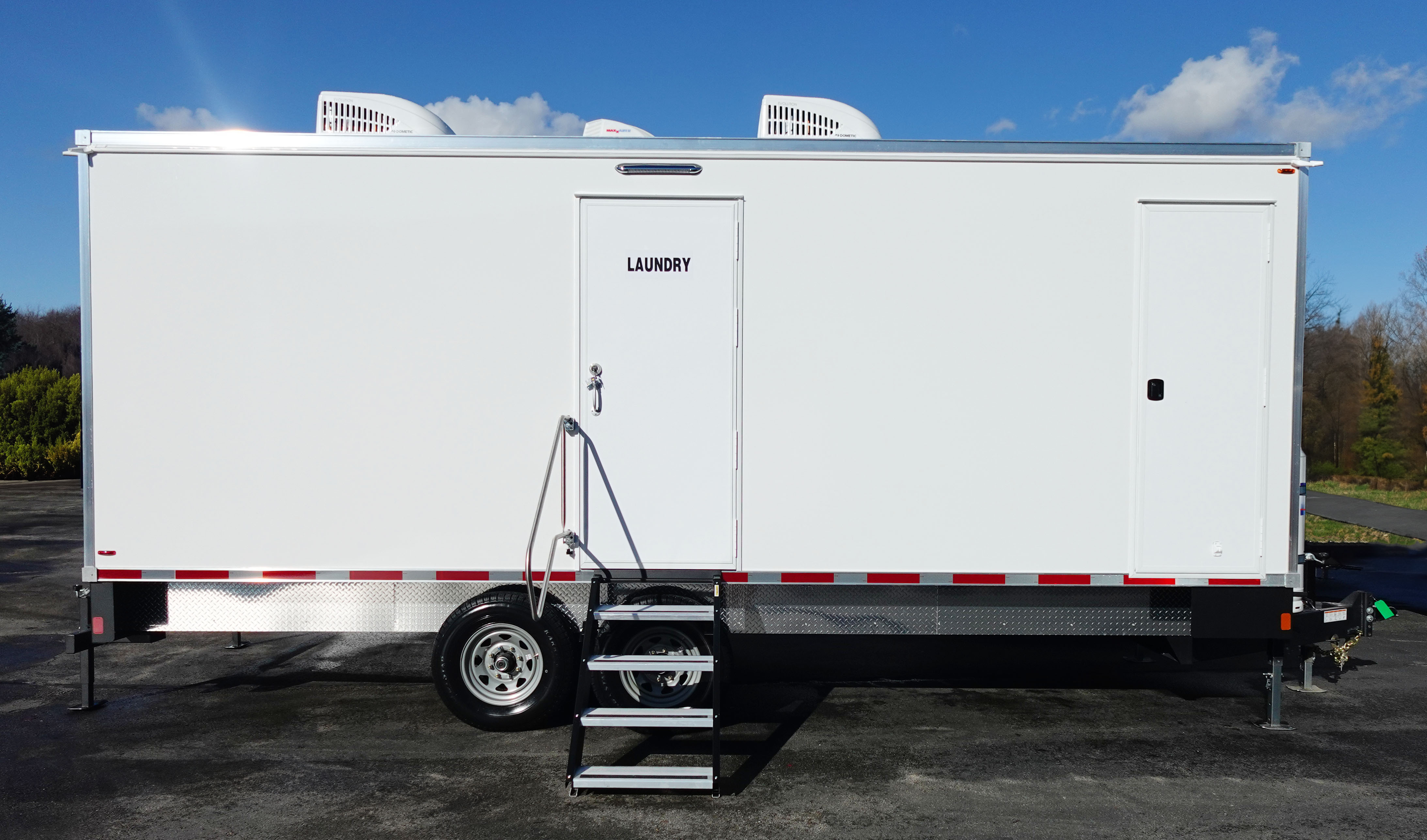 Denver laundry trailer rentals. The Lavatory Denver luxury fleet